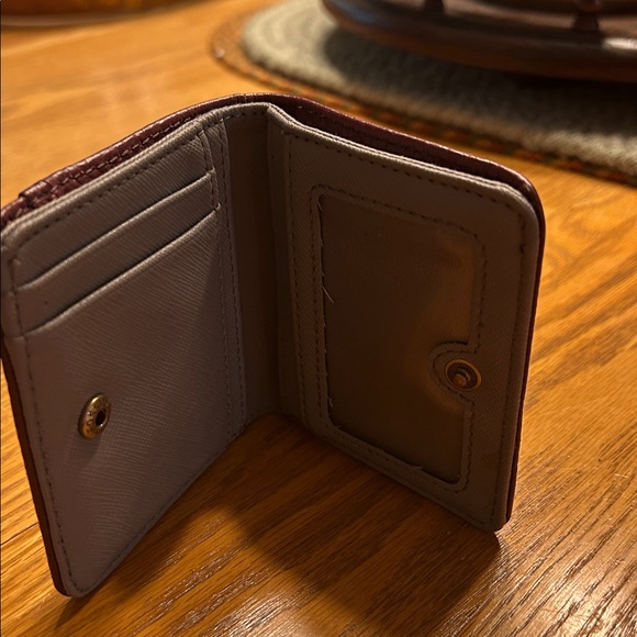Fossil Burgundy Leather Wallet and Card Holder Set - Picture 5 of 6